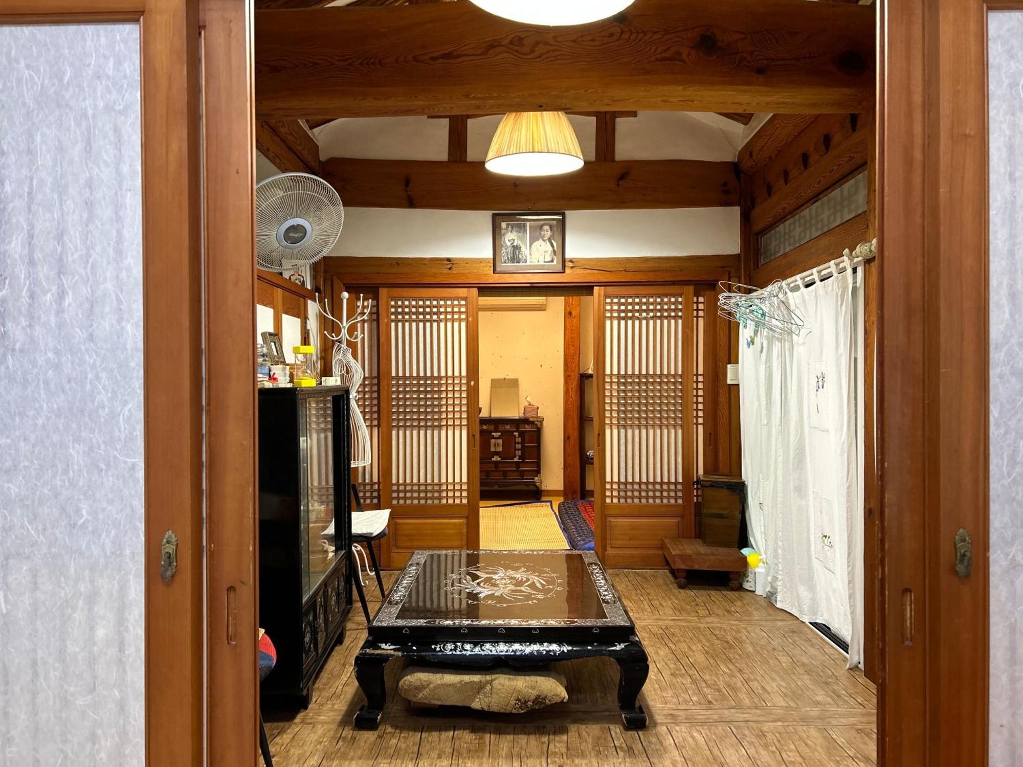 Eugene Hanok Nhà khách *